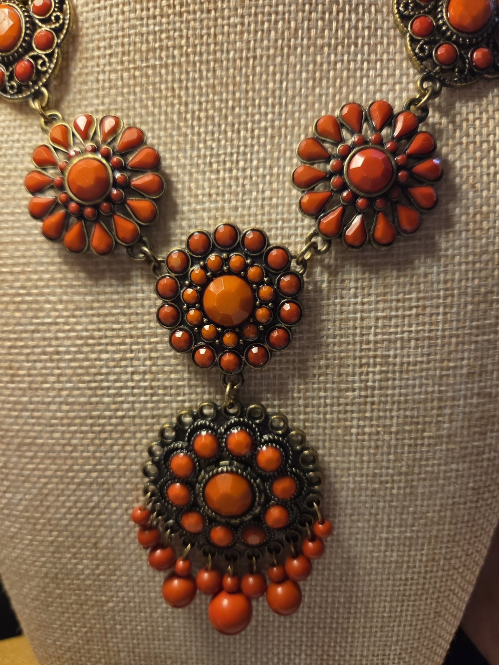 Antique-Style Orange Floral Pendant Necklace